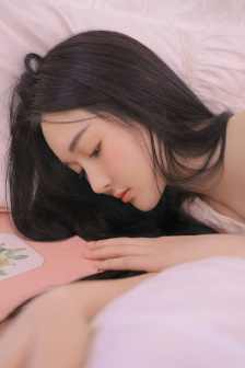 女大学生的沙龙室6